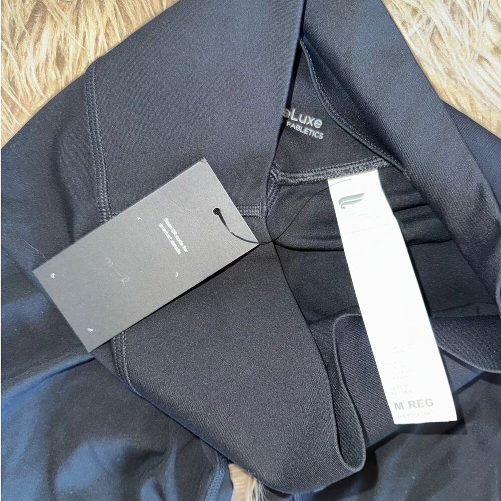 New Fabletics High Waisted PureLuxe TLC Legging Black size M - Picture 6 of 9